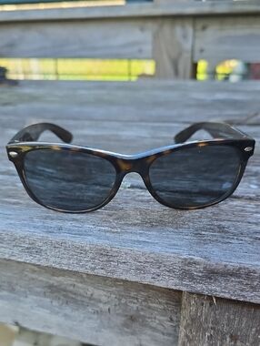 Ray-Ban Tortoiseshell Frames